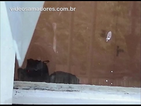 ❤️ Uzbudināts vīrietis vēro savu draudzeni ar citu puisi, ierakstot trīcēšanas video, netraucējot pārim Krievu porno pie mums ️❤